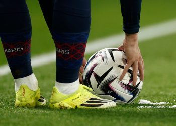 Calcio, Demoncay travolta nella rissa: commozione cerebrale