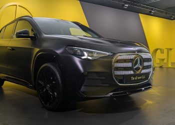 Nuova Mercedes GLA, più grande e prima elettrica