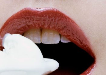Proteine al giorno: la quantità cambia con l’età
