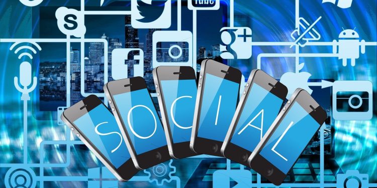 Salute sui social, l’algoritmo premia l’attenzione