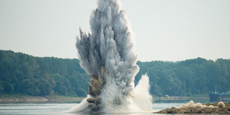Danubio ai minimi, esplosioni per salvare il nucleare romeno