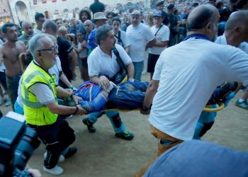 Palio di Siena, il Nicchio rompe l’attesa di 28 anni